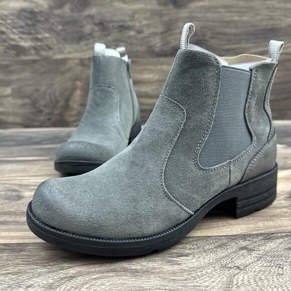 NIB Earth Origins Roxana 8W WIDE Chelsea Ankle Booties Boots Iron Grey Suede - Picture 3 of 12